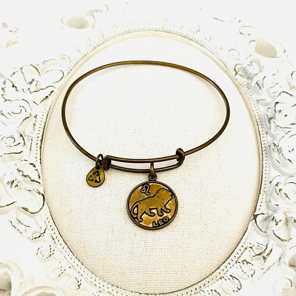 Alex and Ani Zodiac II LEO Expandable Wire Bangle Bracelet - Picture 2 of 3